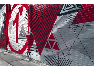 AD_PC_MPI1405-EARS_KEY_VISUAL_CAR_WRAPPING_TESLA_WITH_logo3