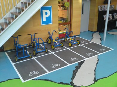 AS_PC_DFP_46_selbstklebend_wei·_Asphalt_Beton_Stein4752_3168_72_ppi_0097