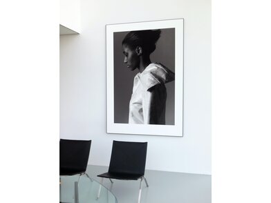 MY_PC_MY6000_BlackWhite_in_Frame